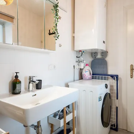 Desert Dune - Historic Center With Free Parking By Hero Homes Graz